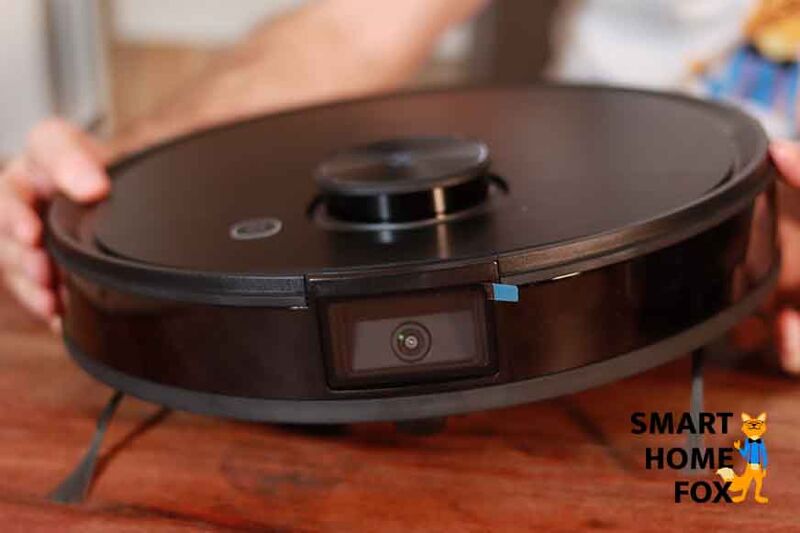 Die Oberfläche des Ecovacs Deebot T9 AIVI ist in der Nahaufnahme zu sehen